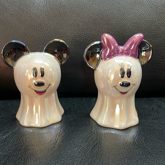 Disney Mickey and Minnie Ghost Iridescent Salt and Pepper Shakers - Picture 1 of 12